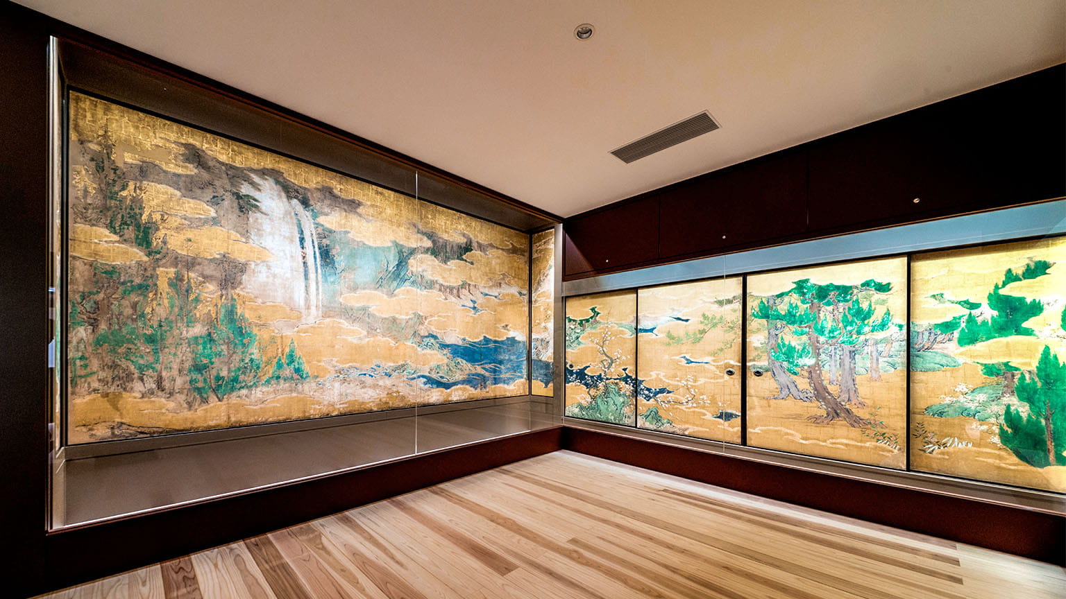 三井寺文化財収蔵庫